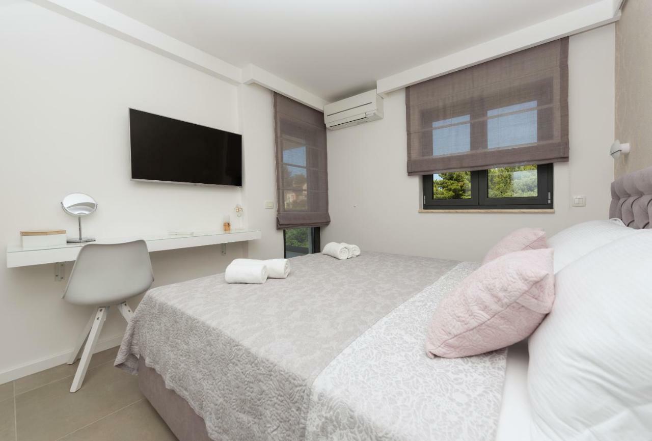 Villa Vid Apartments - Makarska Exklusiv Buitenkant foto