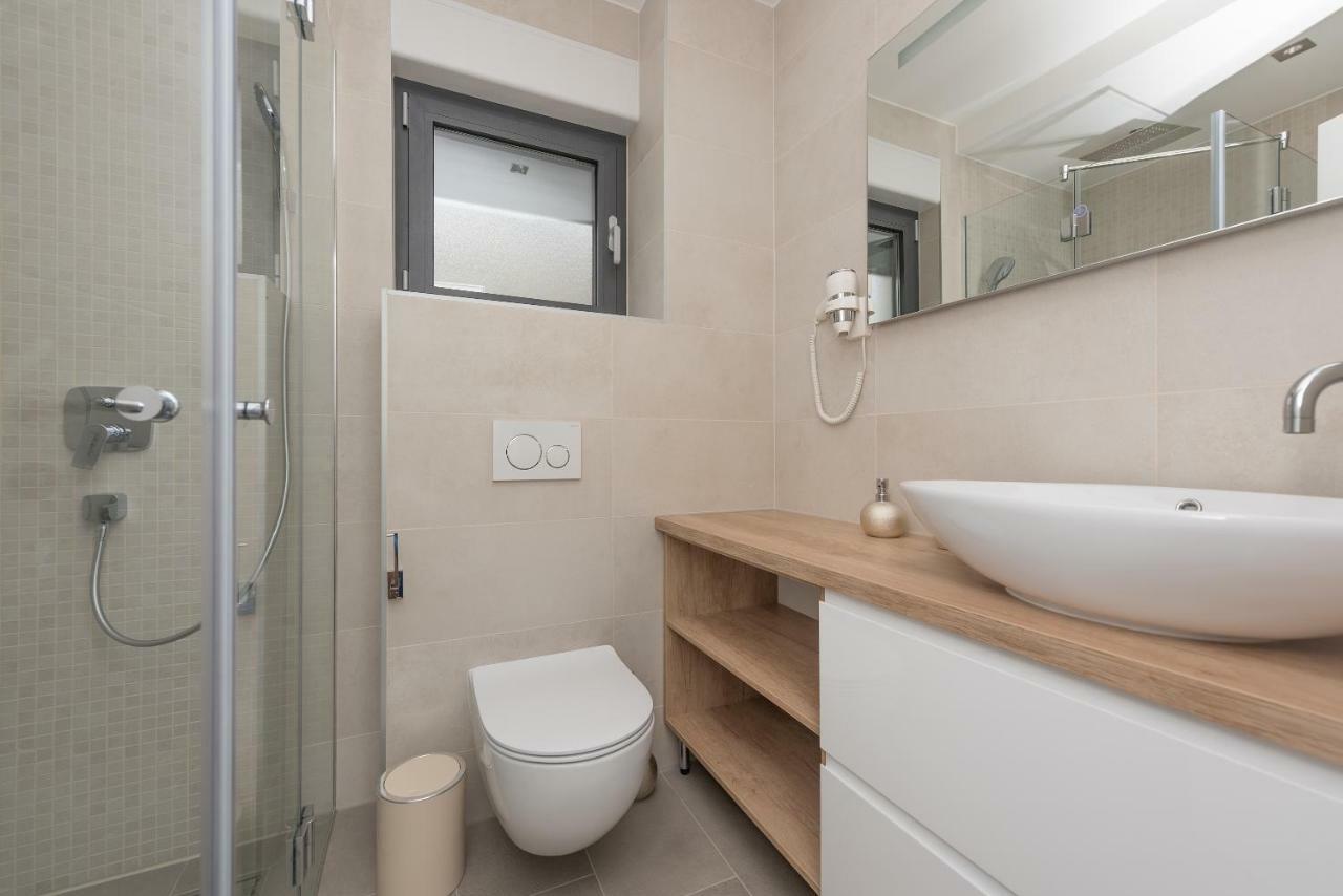 Villa Vid Apartments - Makarska Exklusiv Buitenkant foto