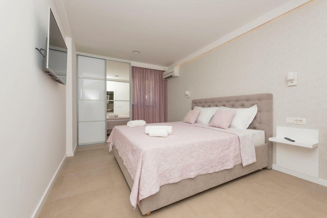 Villa Vid Apartments - Makarska Exklusiv Buitenkant foto
